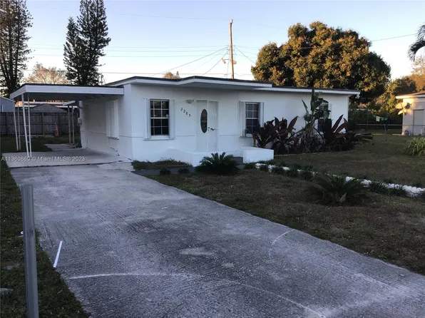 2285 Bunche Park School Dr, Miami Gardens, FL 33054