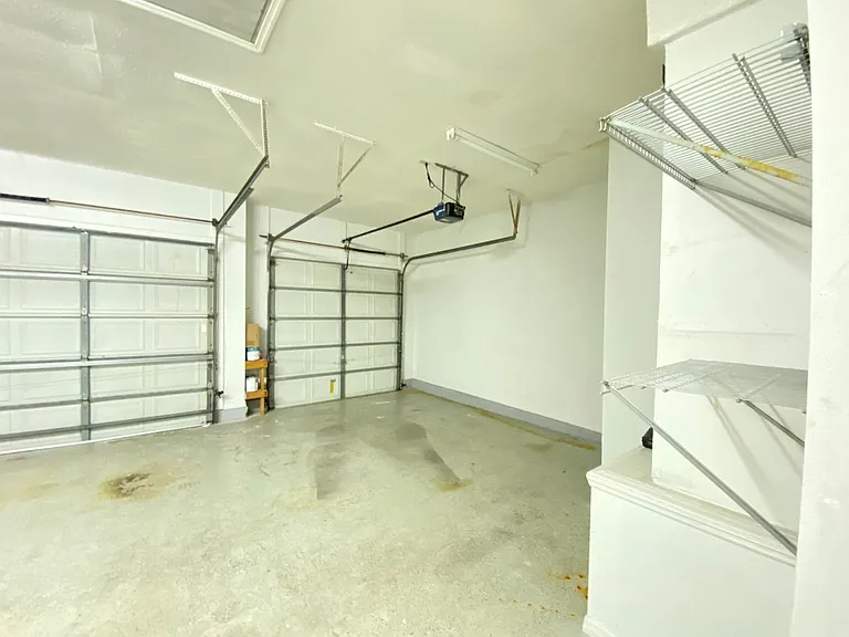 3708 Molona Dr — Photo 61