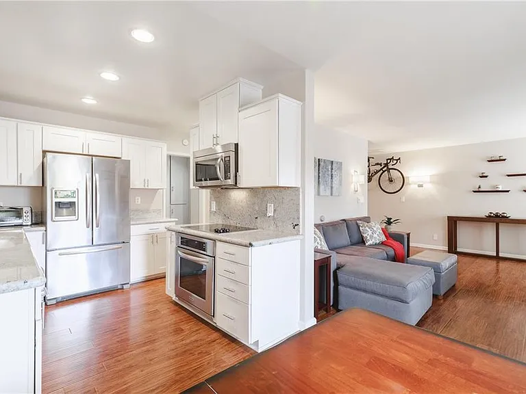333 Junipero Ave #2B — Photo 4