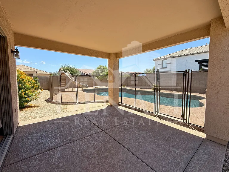 3771 E Betsy Ln — Photo 34