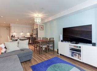 55 8th Ave E #208, New Westminster, BC V3L 4J4