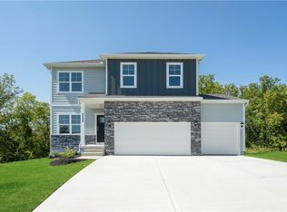 19641 W 201st St, Spring Hill, KS 66083