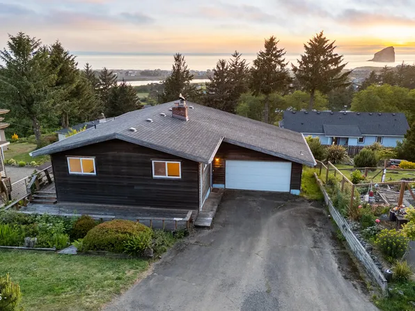 35500 Lower Loop Rd, Pacific City, OR 97135