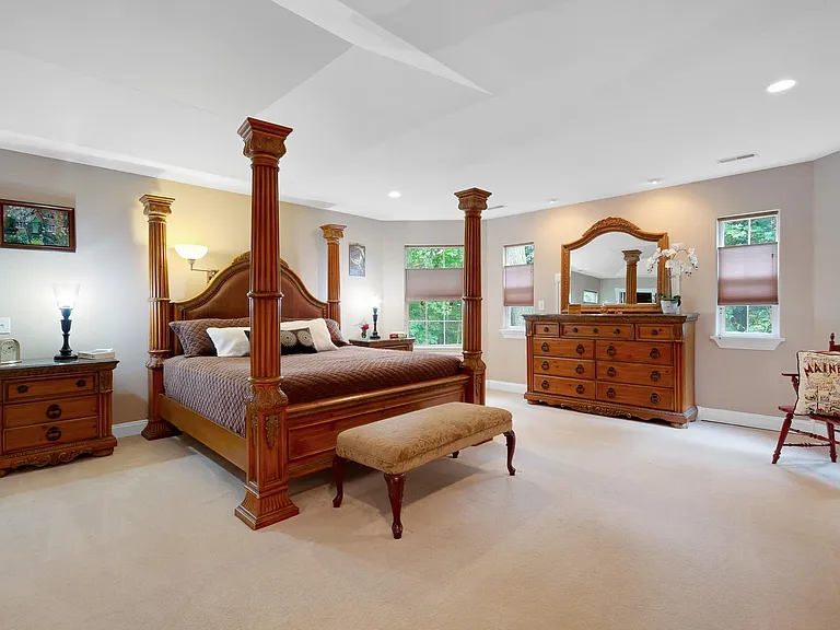 43 Deer Haven Dr — Photo 14