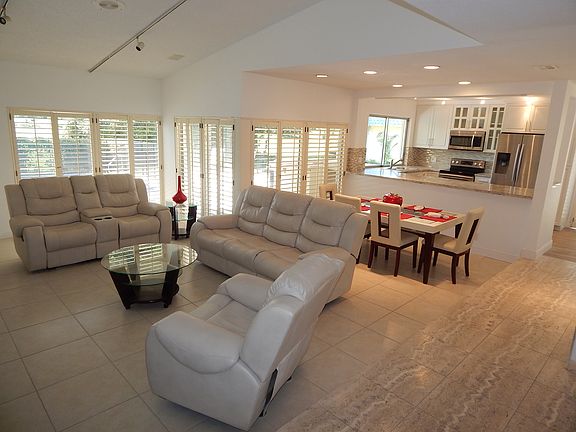 2nd image of 5403 Bayberry Ln