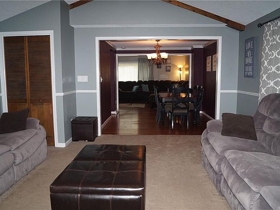 4th image of 469 Fruitwood Ter