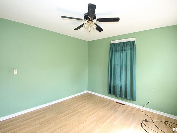 4th image of 3503 W Lincoln Ave