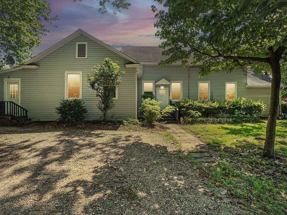 1st image of 7438 Major Ave