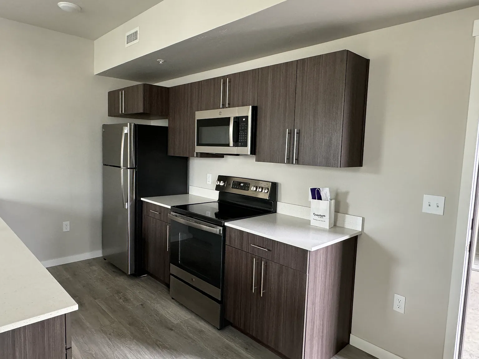 2 bed, $1,450 — Photo 3