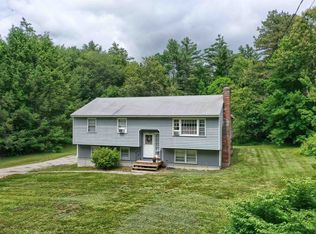 90 Londonderry Rd, Windham, NH 03087