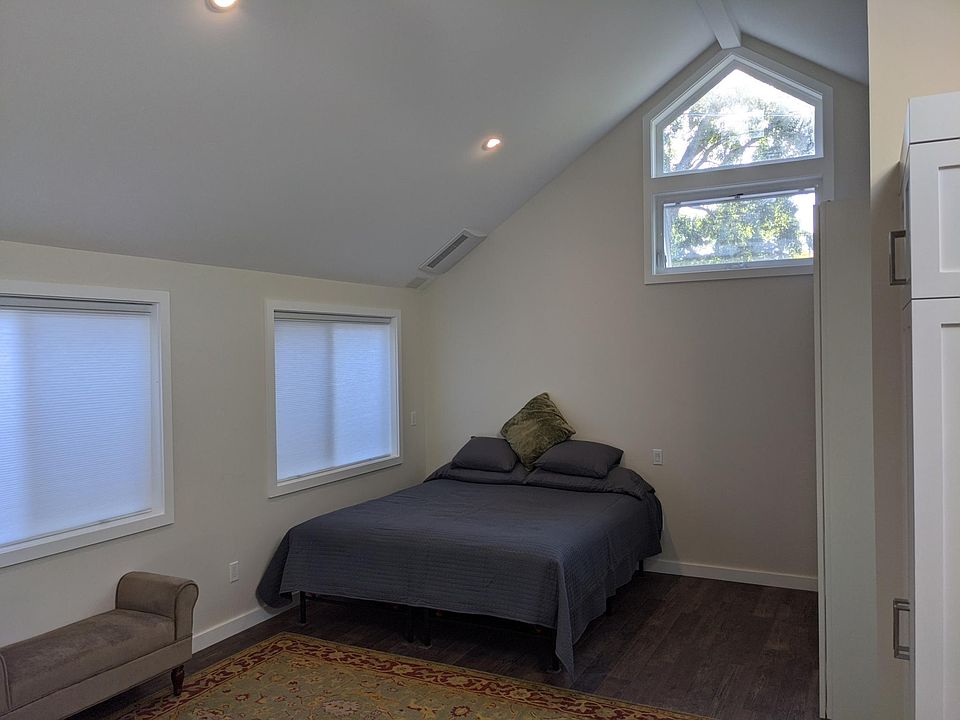 1st image of 413 Central Ave #A