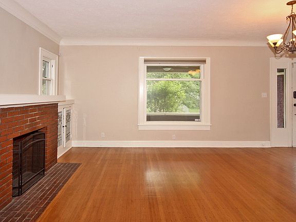 5th image of 3907 N Park Ave
