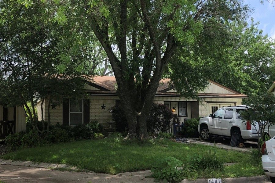 1st image of 1447 Caladium Dr