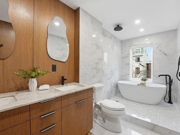 207 4th Street image 13 of 21