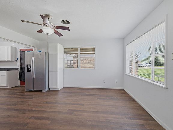 4th image of 701 Park Hill Dr