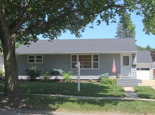 720 17th Ave NE, Rochester, MN 55906