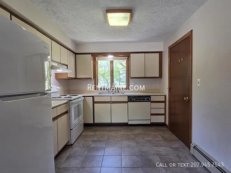 5 Hartley St #1 — Photo 5