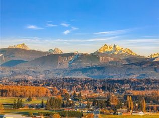 419 212th St NW, Arlington, WA 98223