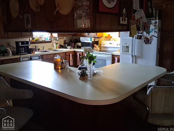 2nd image of 5820 Alta Vista Dr