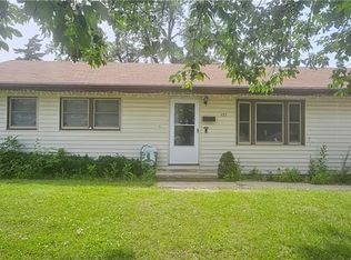922 S Garfield St, Junction City, KS 66441