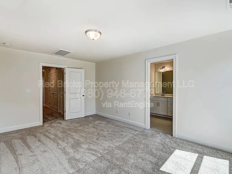 4023 Black Ct — Photo 19
