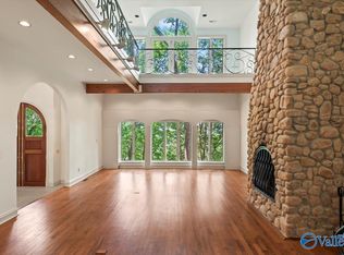 2221 Georgian Dr SE, Huntsville, AL 35801