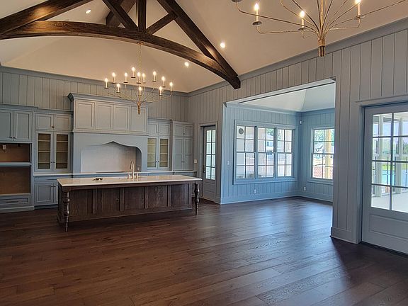 4th image of 6510 Rosecliff Ct