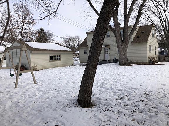 5th image of 723 30th Ave N