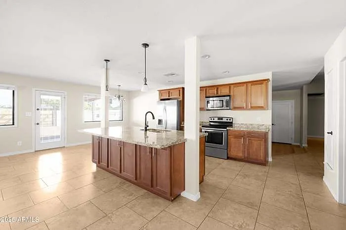 2715 S Rita Ln — Photo 5