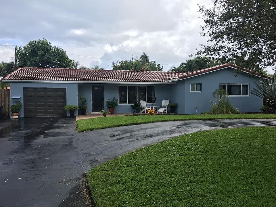 1st image of 5120 NE 27th Ave