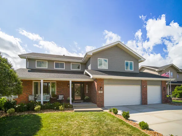8527 Fairfield Ln, Tinley Park, IL 60487