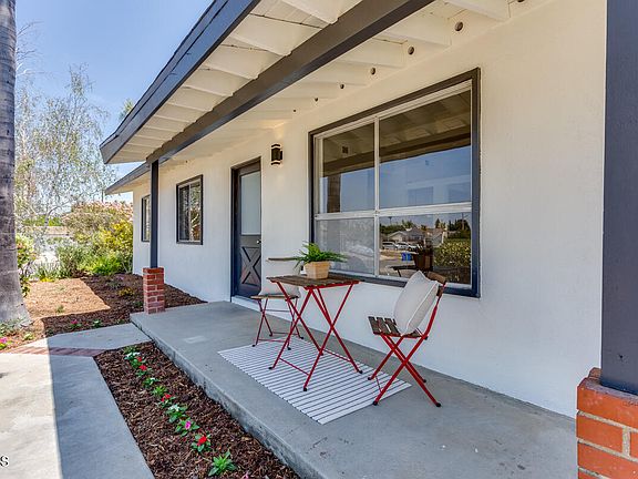 3rd image of 1068 Coulter Ct