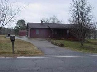 715 Poplar Springs Rd, Westminster, SC 29693