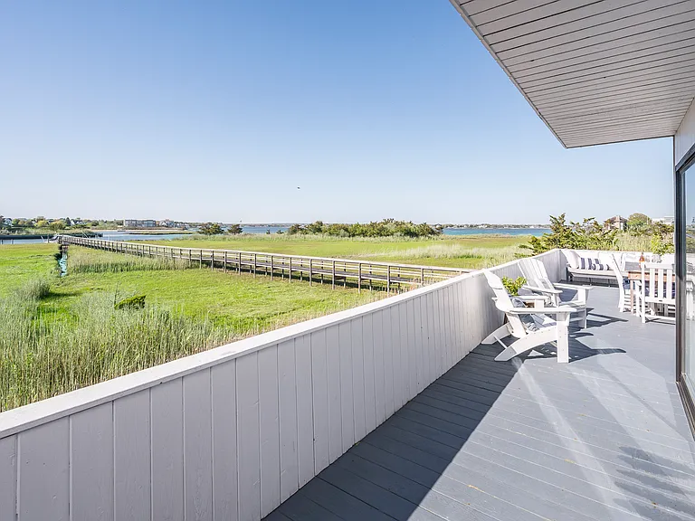 88 Dune Rd — Photo 12