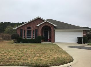 1421 Santa Cruz Dr, Longview, TX 75601