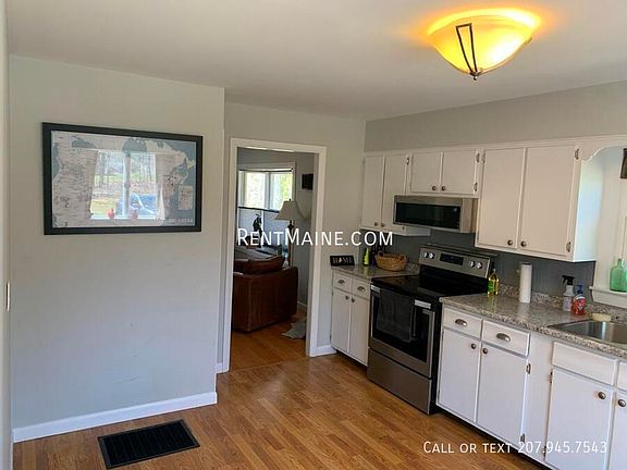 4th image of 1844 Essex St