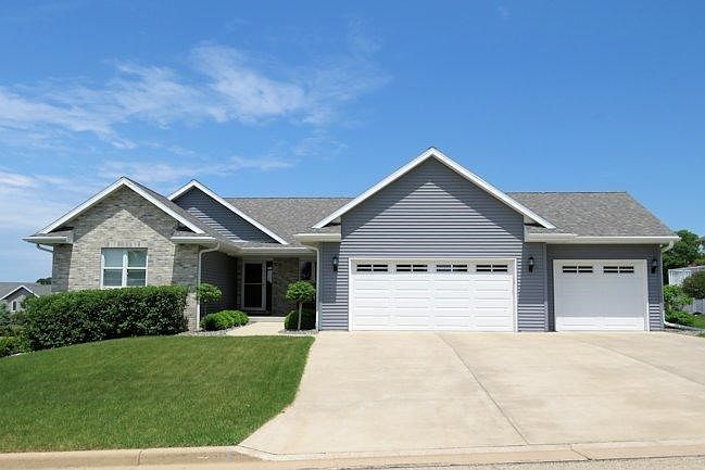 1st image of 1290 Carolyn Blvd