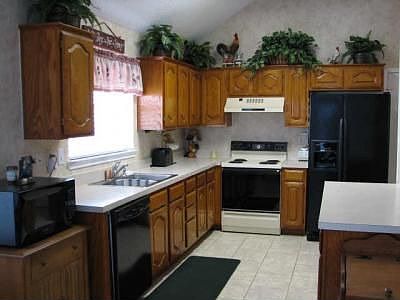 2nd image of 2505 Centenary Dr