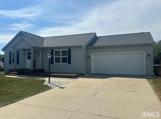 23152 Amber Valley Dr, South Bend, IN 46628