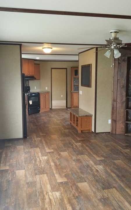 2nd image of 3400 Nne Loop 323 Trlr 87