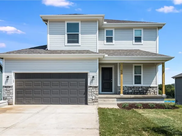 807 Shane Ln, Belton, MO 64012