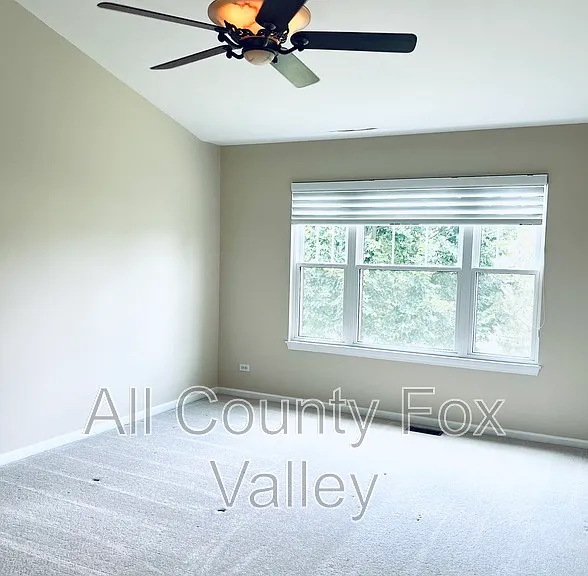 1844 Crenshaw Cir — Photo 13