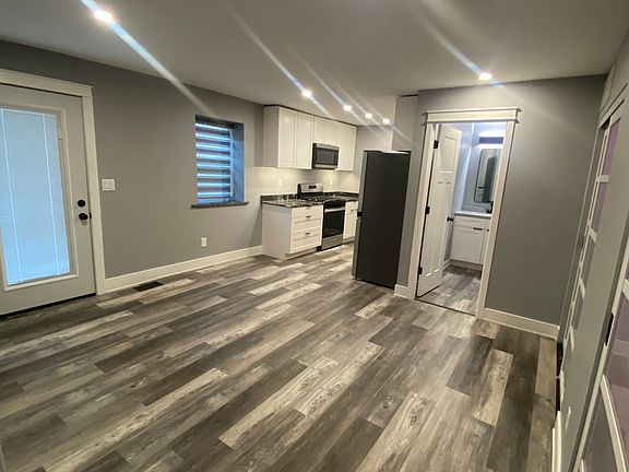3rd image of 320 Front St APT 3