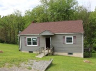 492 Green Tree Rd, Kittanning, PA 16201