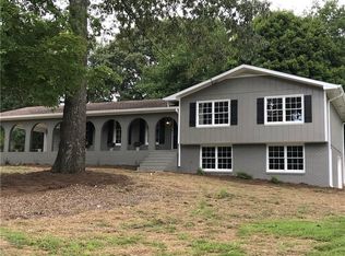302 Princess Ave, Woodstock, GA 30189