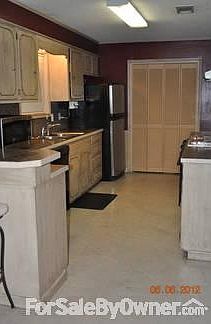 Kitchen
						:
						Painted and Scored Concrete