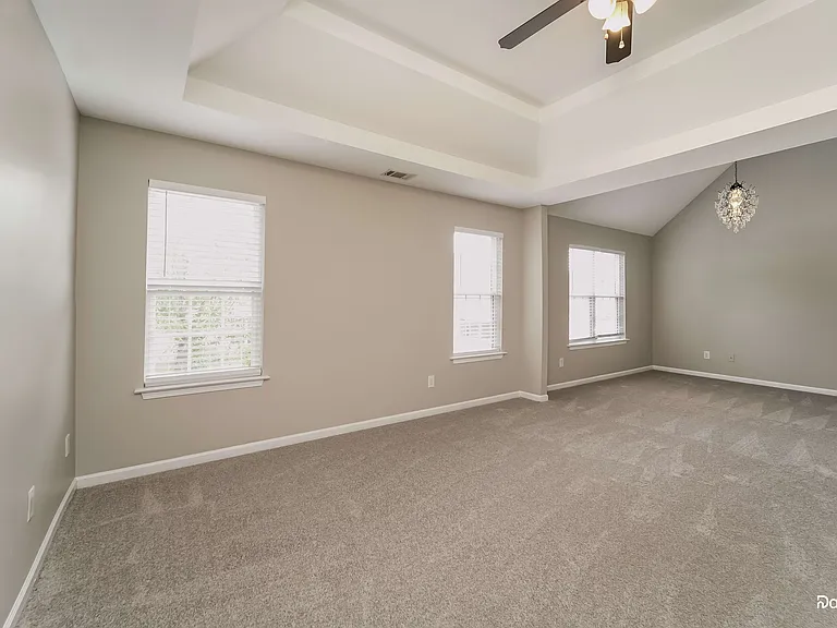 140 Dunnell Rd — Photo 9