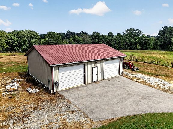 4th image of 5520 Academy Rd