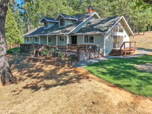 10477 Mackinac Ct, Nevada City, CA 95959