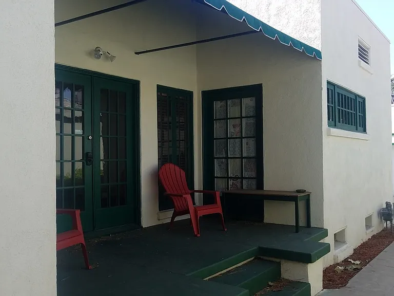 454 S Glassell St — Photo 17
